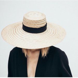 JANESSA LEONE Romy Natural Womens Medium Straw Boater Hat NEW‎